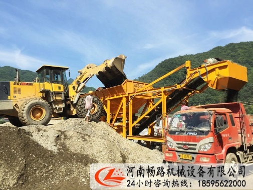 貴州銅仁市移動(dòng)式WCB400穩(wěn)定土拌合站安裝調(diào)試完工，投入使用